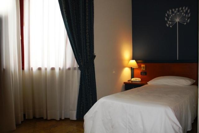 Domus Grand Hotel Rende Eksteriør billede