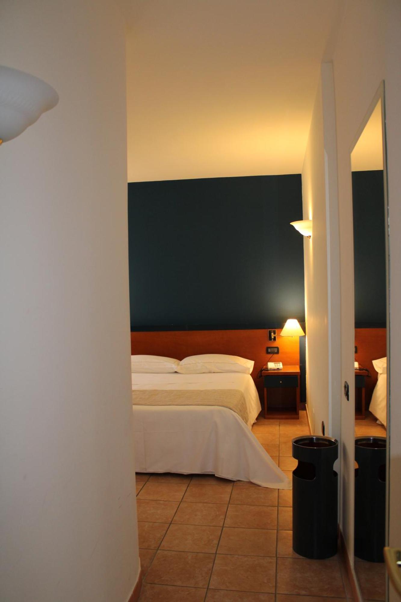 Domus Grand Hotel Rende Eksteriør billede